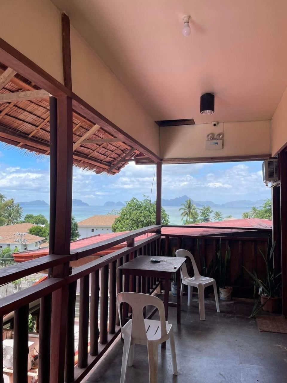 Novie'S Tourist Inn El Nido Bagian luar foto