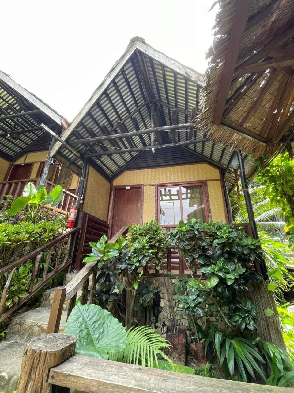Novie'S Tourist Inn El Nido Bagian luar foto