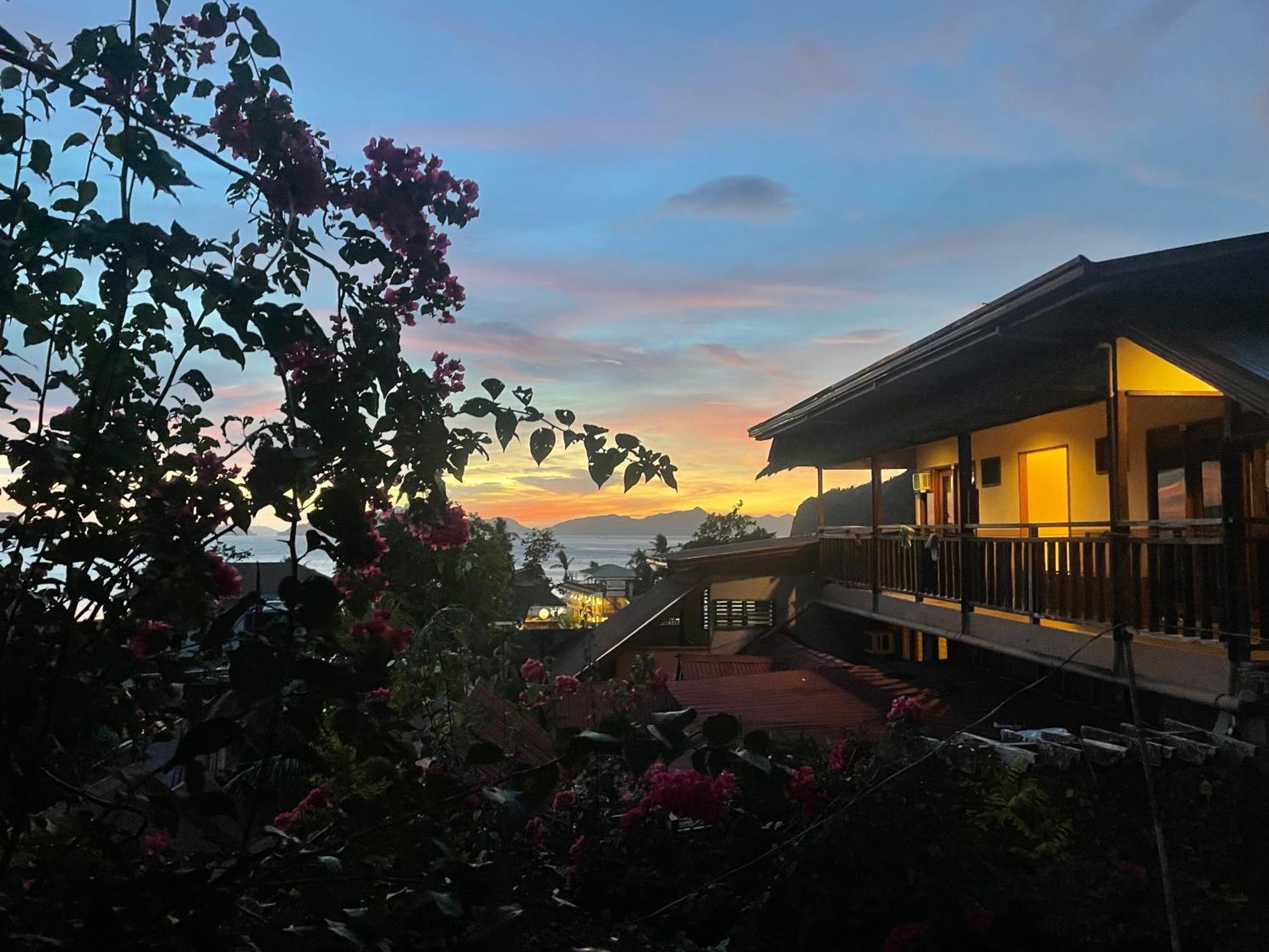Novie'S Tourist Inn El Nido Bagian luar foto