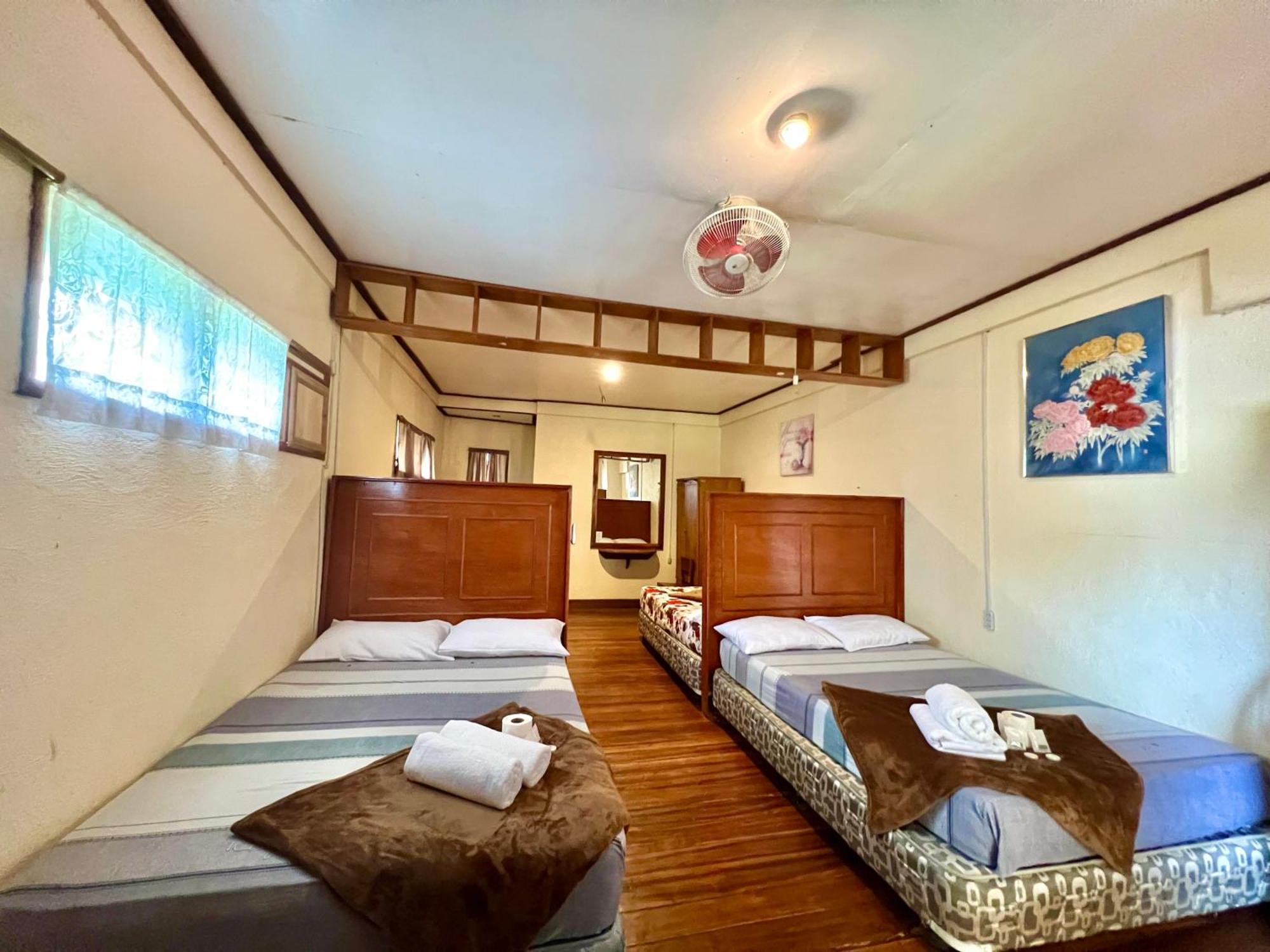Novie'S Tourist Inn El Nido Bagian luar foto